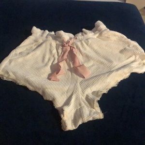 Abercrombie & Fitch short